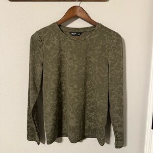 Simply Vera Vera Wang Size S Green Animal Print Long Sleeve Top Blouse